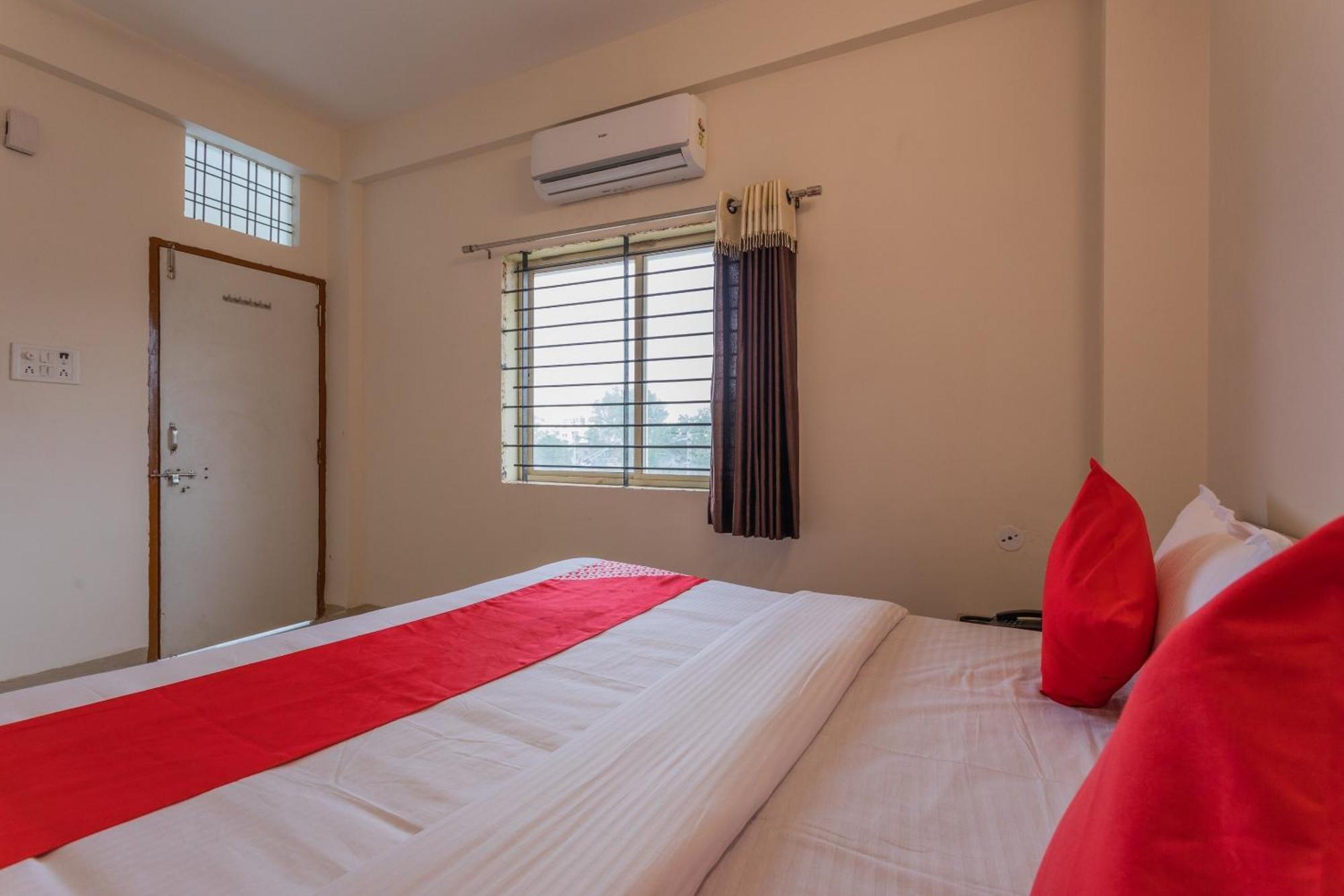 Hotel O Ocean Pearl Indore Bagian luar foto